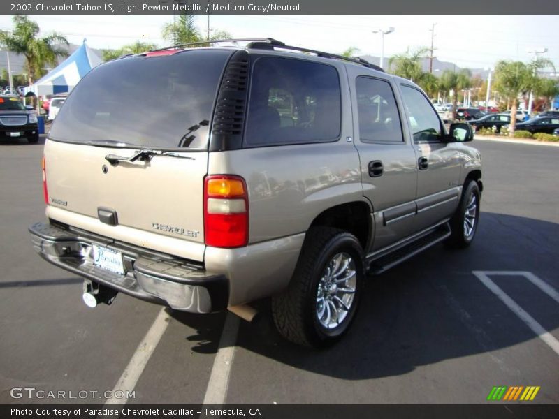 Light Pewter Metallic / Medium Gray/Neutral 2002 Chevrolet Tahoe LS