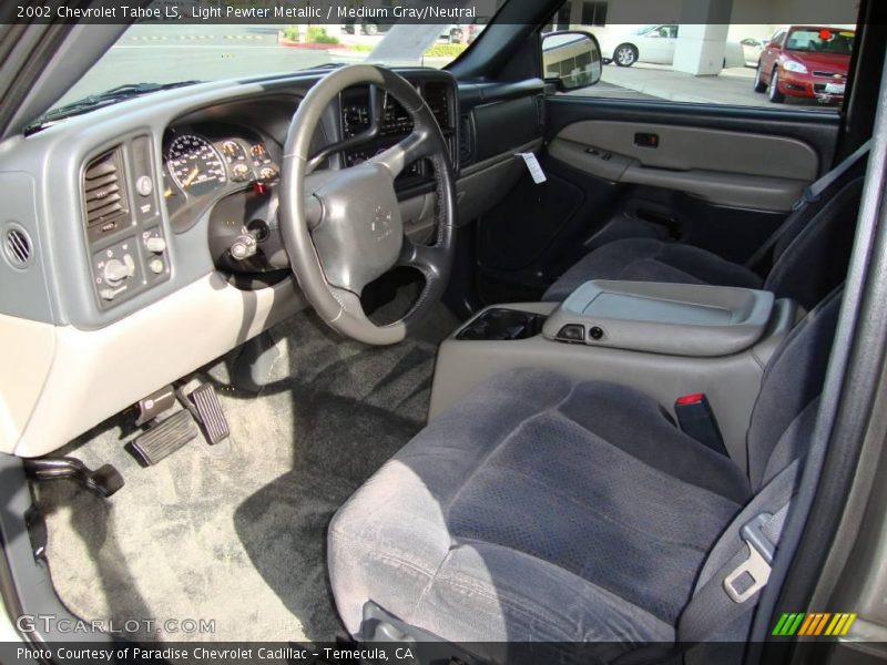 Light Pewter Metallic / Medium Gray/Neutral 2002 Chevrolet Tahoe LS