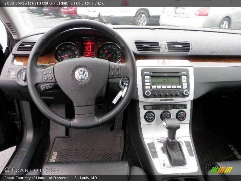 Deep Black / Black 2008 Volkswagen Passat Lux Sedan