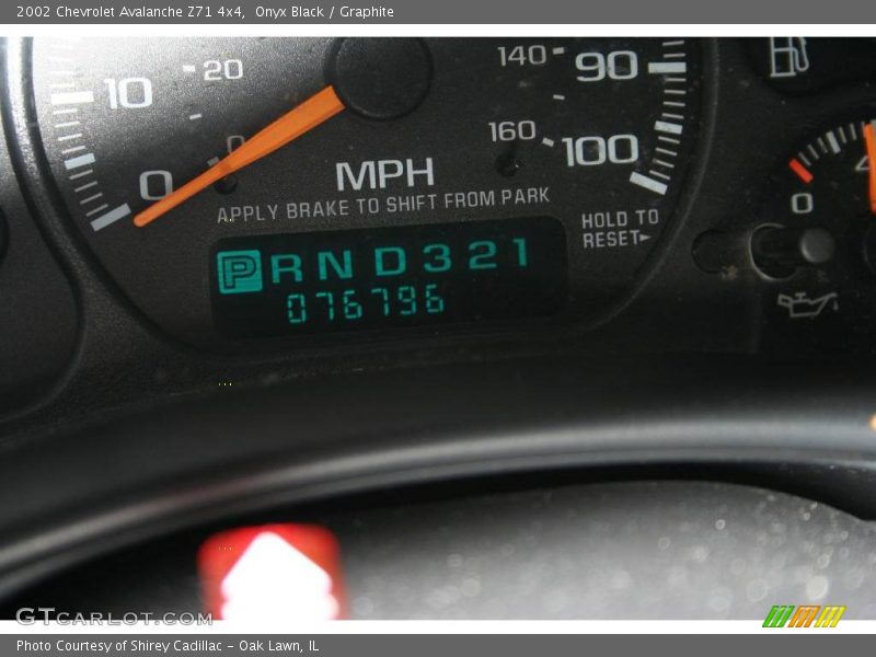 Onyx Black / Graphite 2002 Chevrolet Avalanche Z71 4x4