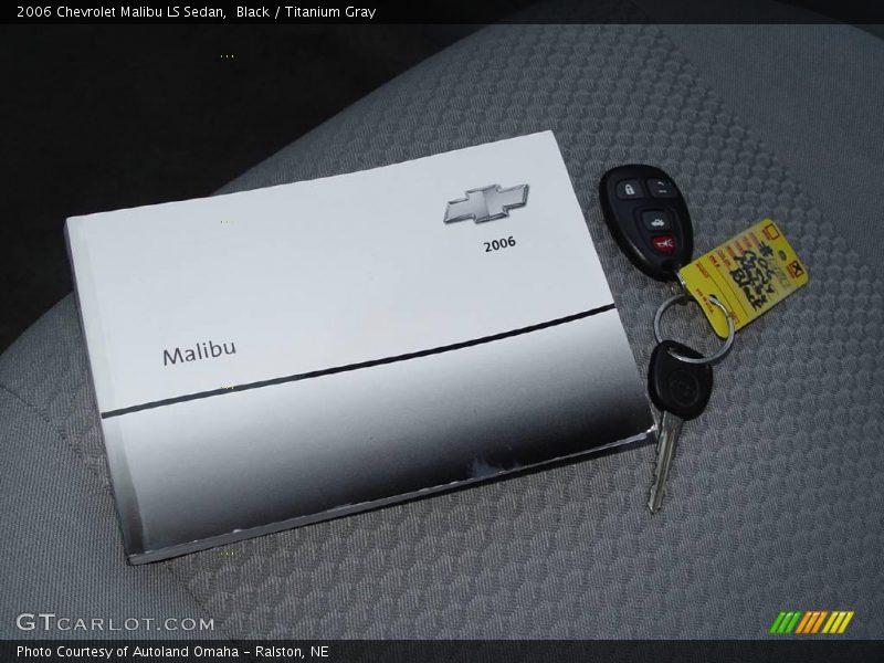 Black / Titanium Gray 2006 Chevrolet Malibu LS Sedan