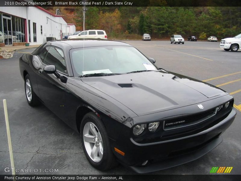 Brilliant Black Crystal Pearl / Dark Slate Gray 2010 Dodge Challenger SE