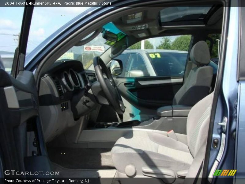 Pacific Blue Metallic / Stone 2004 Toyota 4Runner SR5 4x4