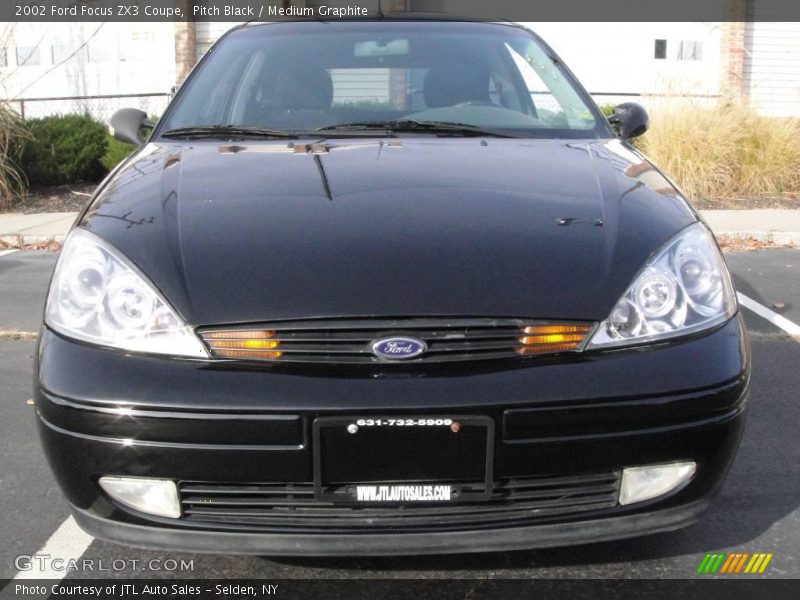 Pitch Black / Medium Graphite 2002 Ford Focus ZX3 Coupe