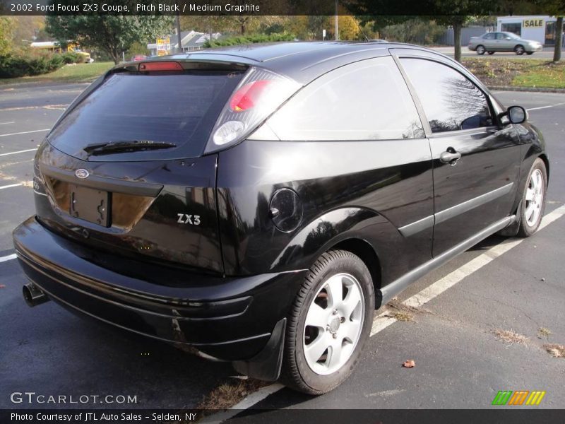 Pitch Black / Medium Graphite 2002 Ford Focus ZX3 Coupe