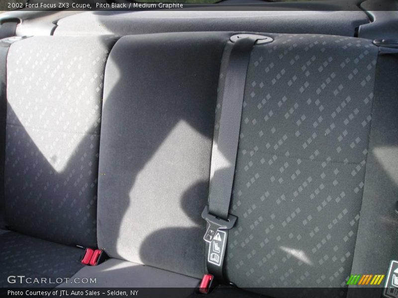 Pitch Black / Medium Graphite 2002 Ford Focus ZX3 Coupe