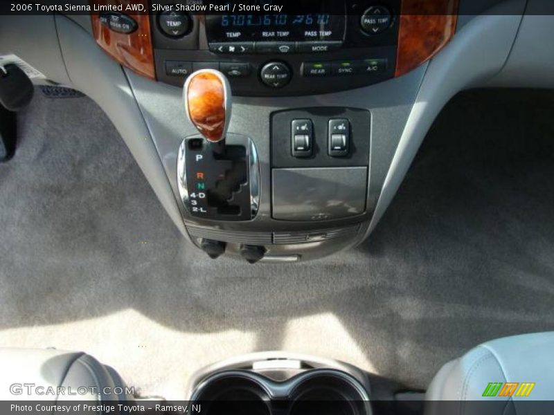 Silver Shadow Pearl / Stone Gray 2006 Toyota Sienna Limited AWD