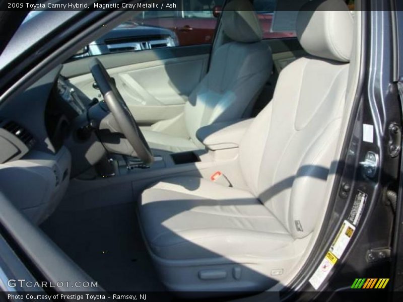 Magnetic Gray Metallic / Ash 2009 Toyota Camry Hybrid