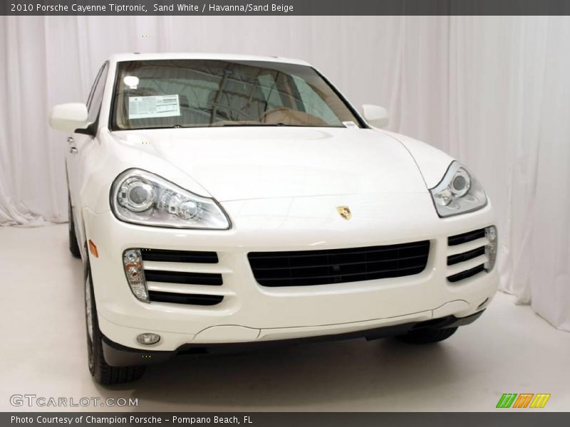 Sand White / Havanna/Sand Beige 2010 Porsche Cayenne Tiptronic