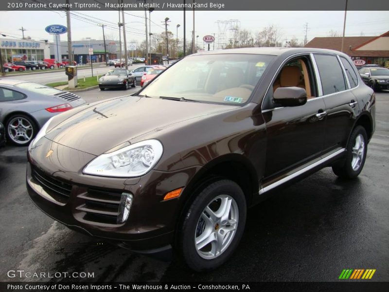 Macadamia Metallic / Havanna/Sand Beige 2010 Porsche Cayenne Tiptronic