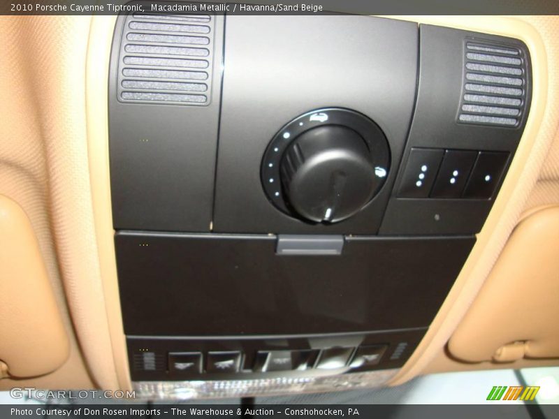 Macadamia Metallic / Havanna/Sand Beige 2010 Porsche Cayenne Tiptronic