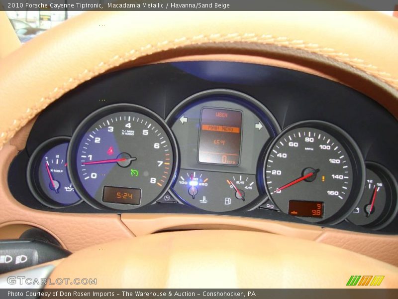 Macadamia Metallic / Havanna/Sand Beige 2010 Porsche Cayenne Tiptronic