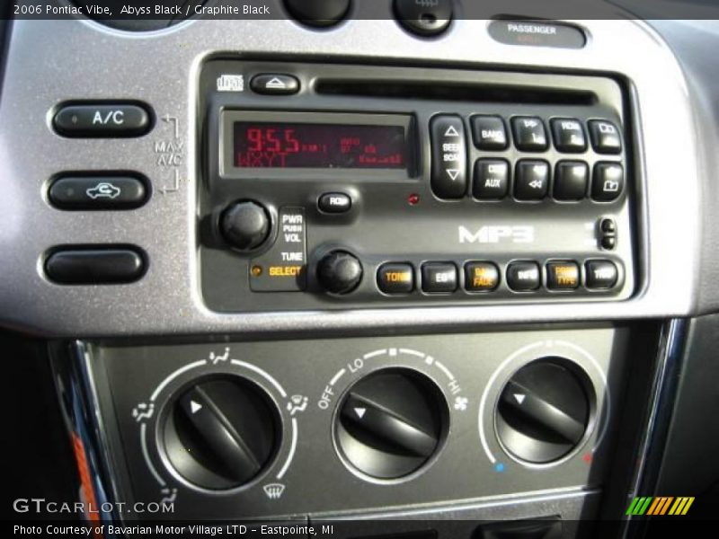 Abyss Black / Graphite Black 2006 Pontiac Vibe