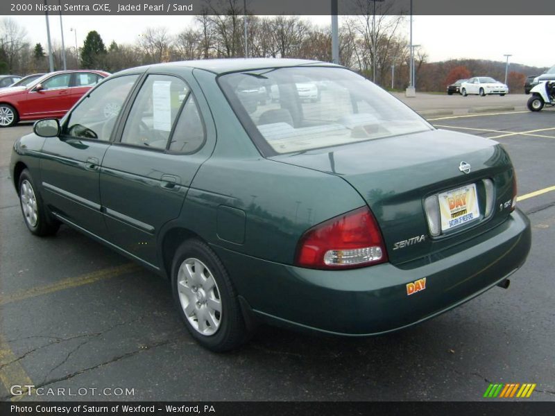 Jaded Pearl / Sand 2000 Nissan Sentra GXE