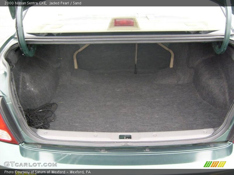 Jaded Pearl / Sand 2000 Nissan Sentra GXE