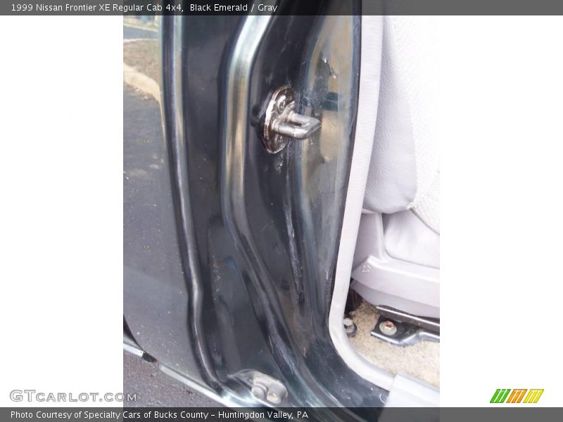 Black Emerald / Gray 1999 Nissan Frontier XE Regular Cab 4x4