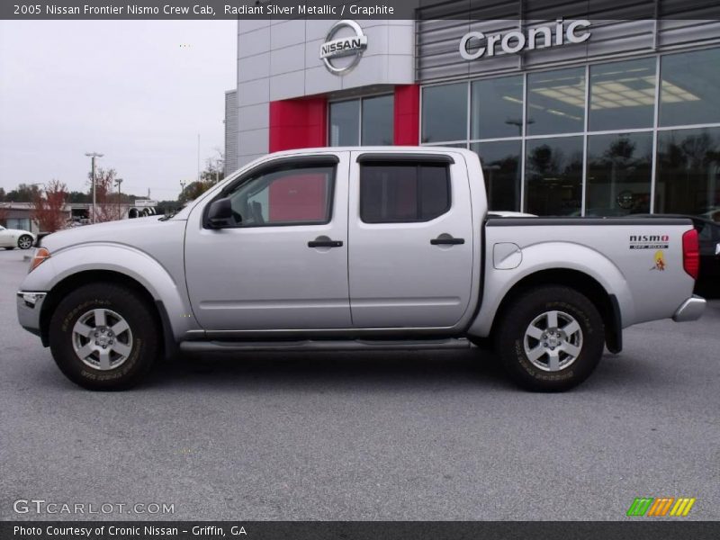 Radiant Silver Metallic / Graphite 2005 Nissan Frontier Nismo Crew Cab