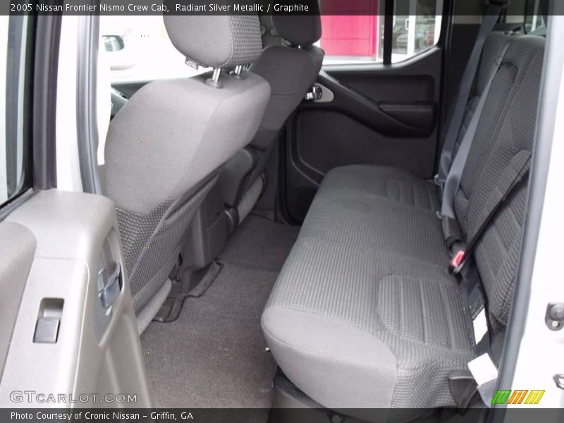 Radiant Silver Metallic / Graphite 2005 Nissan Frontier Nismo Crew Cab