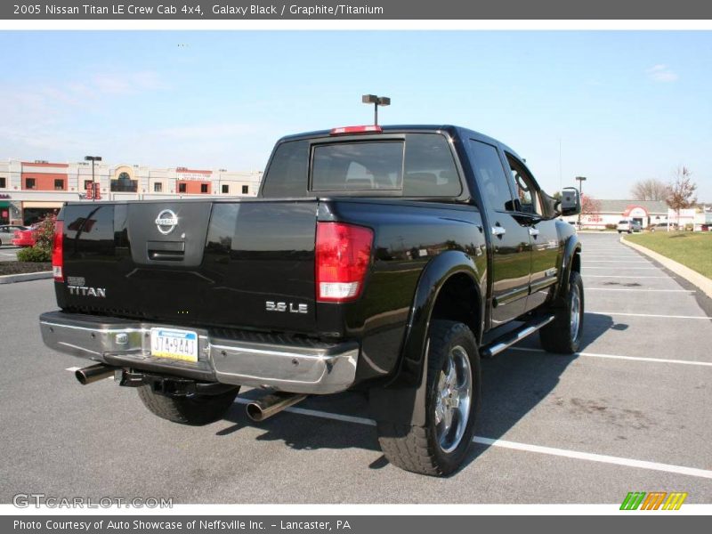 Galaxy Black / Graphite/Titanium 2005 Nissan Titan LE Crew Cab 4x4