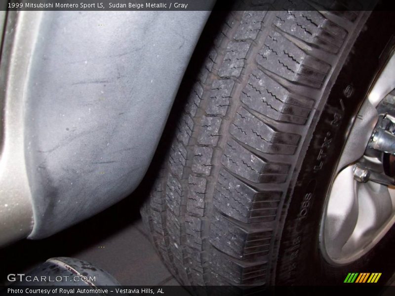 Sudan Beige Metallic / Gray 1999 Mitsubishi Montero Sport LS