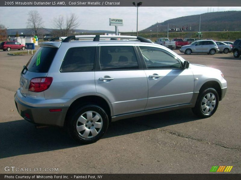 Cool Silver Metallic / Charcoal 2005 Mitsubishi Outlander LS AWD