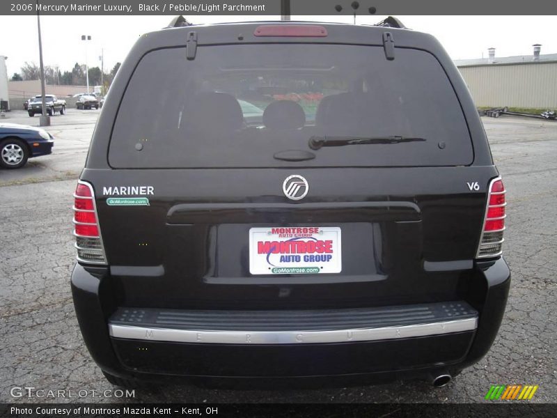 Black / Pebble/Light Parchment 2006 Mercury Mariner Luxury