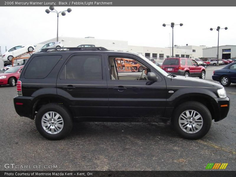 Black / Pebble/Light Parchment 2006 Mercury Mariner Luxury