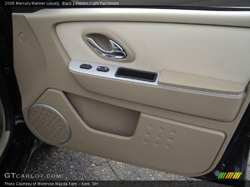 Black / Pebble/Light Parchment 2006 Mercury Mariner Luxury