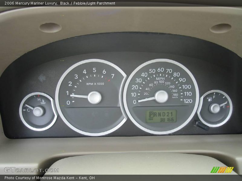 Black / Pebble/Light Parchment 2006 Mercury Mariner Luxury