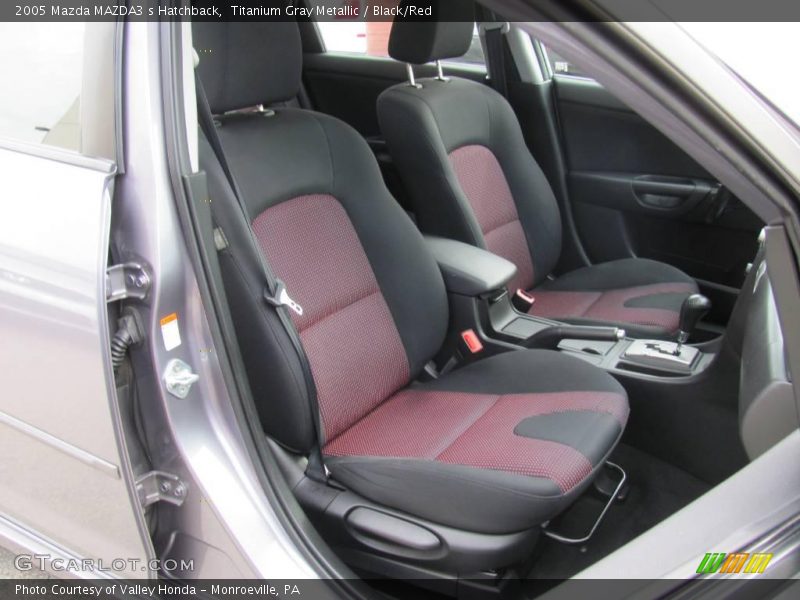 Titanium Gray Metallic / Black/Red 2005 Mazda MAZDA3 s Hatchback