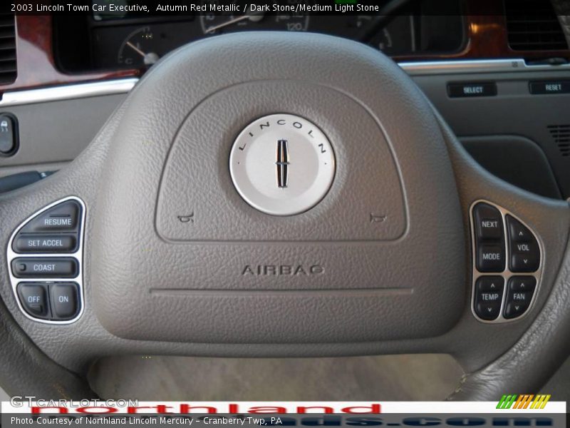 Autumn Red Metallic / Dark Stone/Medium Light Stone 2003 Lincoln Town Car Executive
