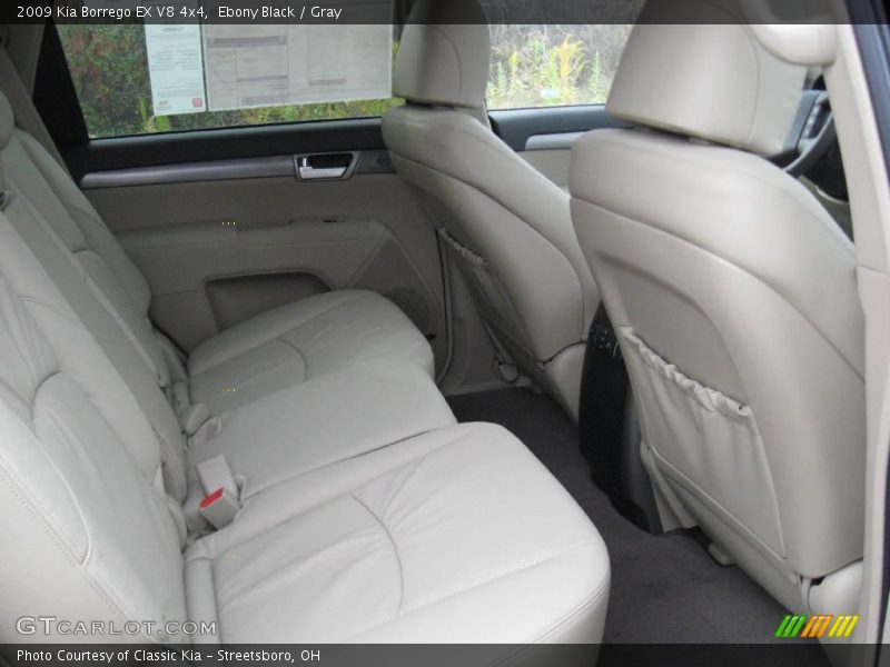 Ebony Black / Gray 2009 Kia Borrego EX V8 4x4