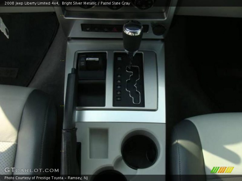 Bright Silver Metallic / Pastel Slate Gray 2008 Jeep Liberty Limited 4x4