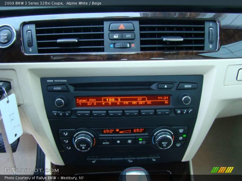 Alpine White / Beige 2009 BMW 3 Series 328xi Coupe