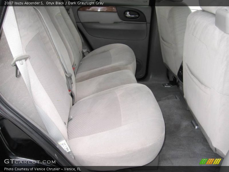 Onyx Black / Dark Gray/Light Gray 2007 Isuzu Ascender S