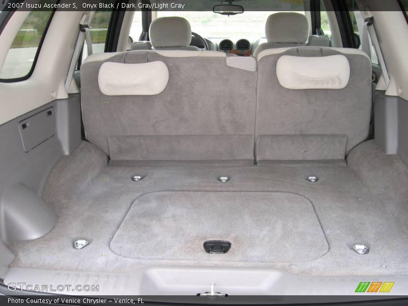 Onyx Black / Dark Gray/Light Gray 2007 Isuzu Ascender S