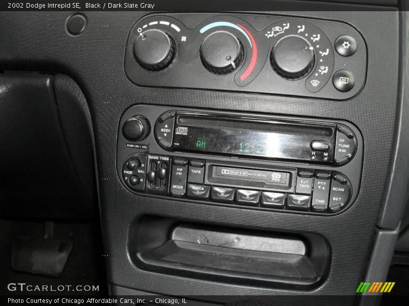 Black / Dark Slate Gray 2002 Dodge Intrepid SE