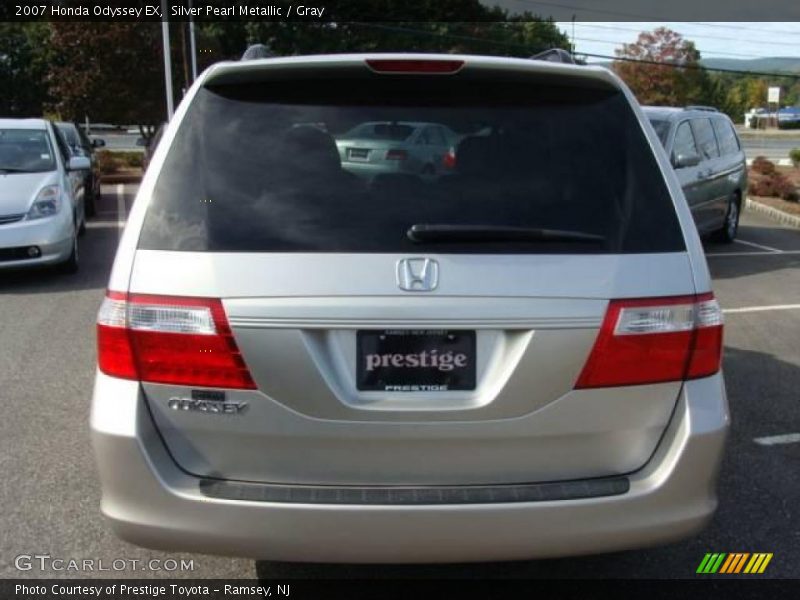 Silver Pearl Metallic / Gray 2007 Honda Odyssey EX