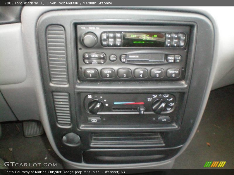 Silver Frost Metallic / Medium Graphite 2003 Ford Windstar LE