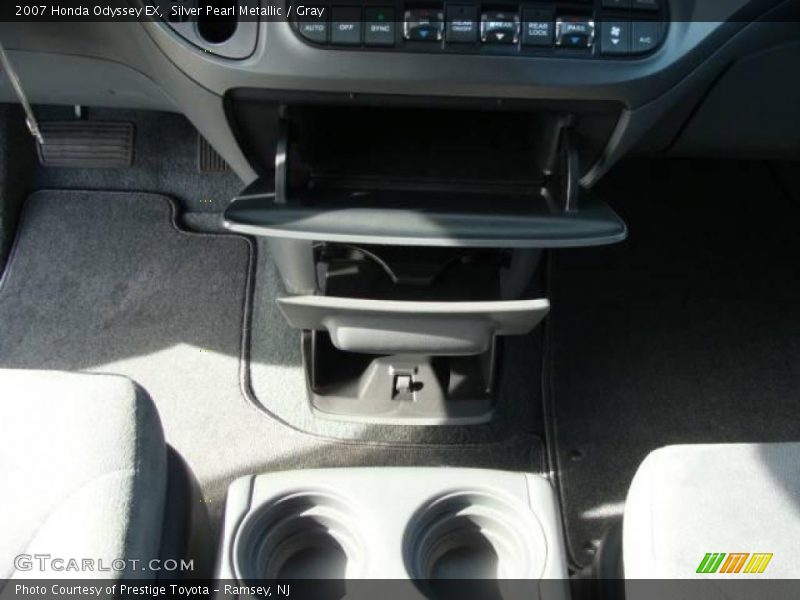 Silver Pearl Metallic / Gray 2007 Honda Odyssey EX