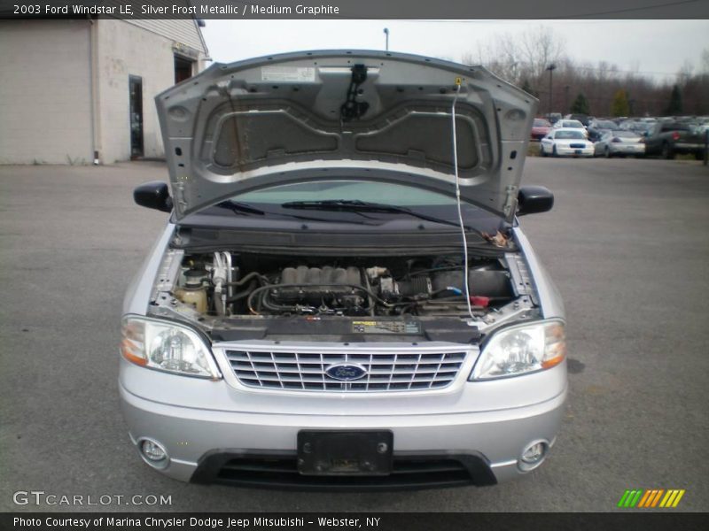Silver Frost Metallic / Medium Graphite 2003 Ford Windstar LE