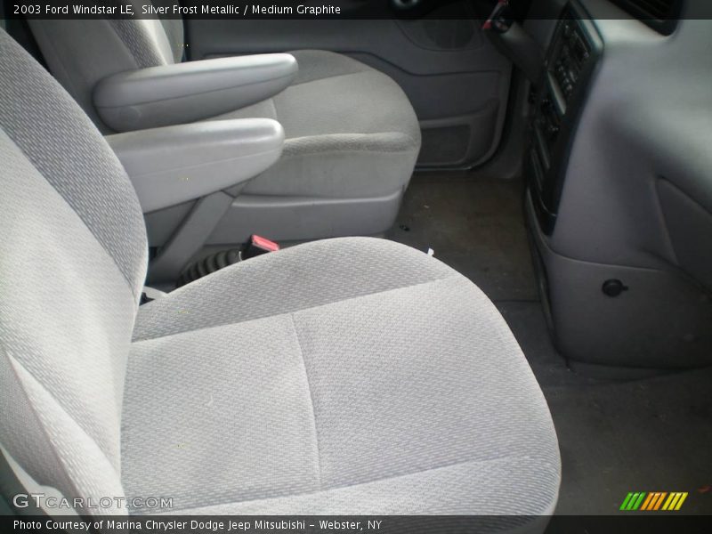 Silver Frost Metallic / Medium Graphite 2003 Ford Windstar LE