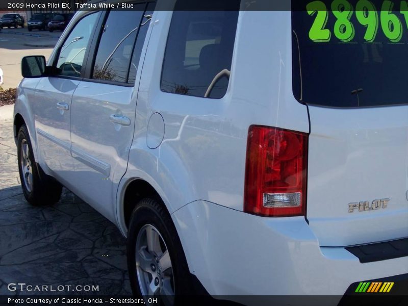 Taffeta White / Blue 2009 Honda Pilot EX