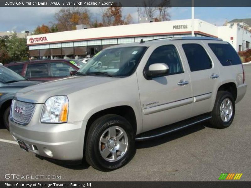 Silver Birch Metallic / Ebony 2008 GMC Yukon Denali AWD