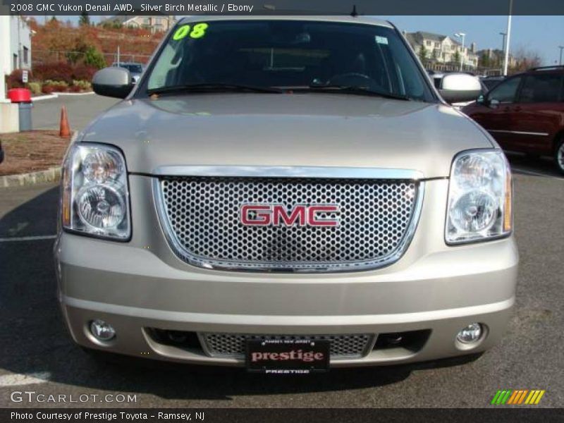 Silver Birch Metallic / Ebony 2008 GMC Yukon Denali AWD