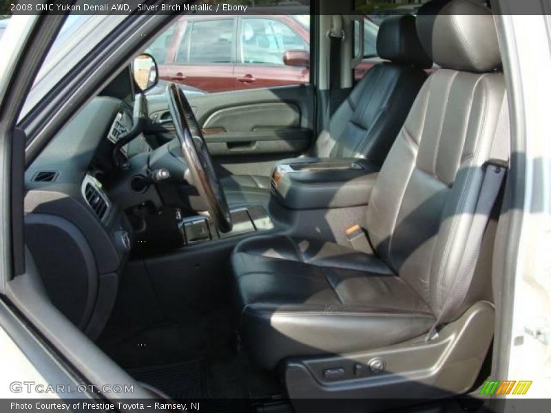 Silver Birch Metallic / Ebony 2008 GMC Yukon Denali AWD