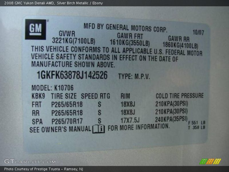 Silver Birch Metallic / Ebony 2008 GMC Yukon Denali AWD