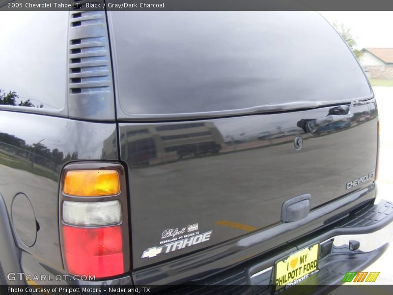 Black / Gray/Dark Charcoal 2005 Chevrolet Tahoe LT