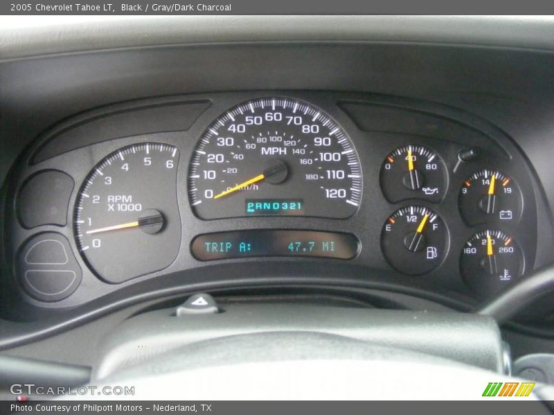 Black / Gray/Dark Charcoal 2005 Chevrolet Tahoe LT