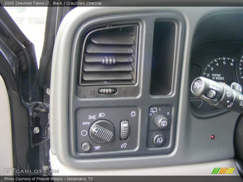 Black / Gray/Dark Charcoal 2005 Chevrolet Tahoe LT